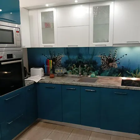 Amara Butik On The First Line 拉夫达