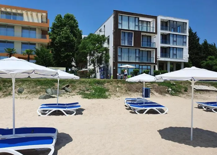 Amara Butik On The First Line * 拉夫达