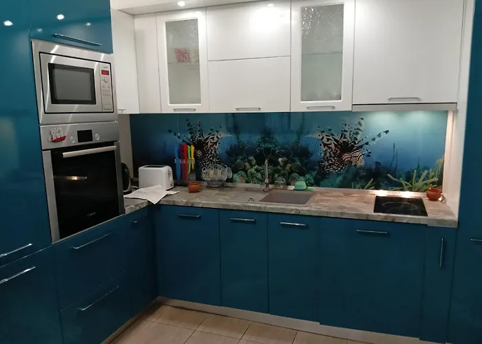 Amara Butik On The First Line 拉夫达