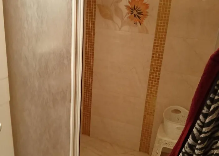 Amara Butik On The First Line