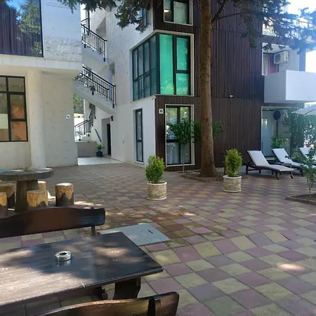 Amara Butik On The First Line Apartment *