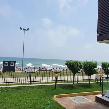 Amara Butik On The First Line * Ravda