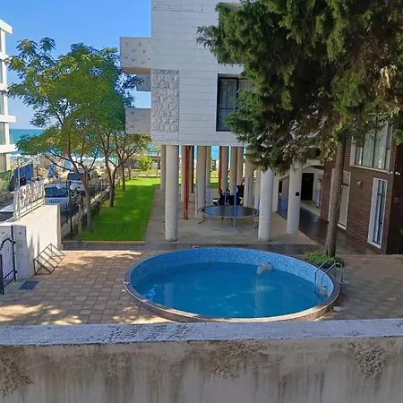 Apartment Amara Butik On The First Line *