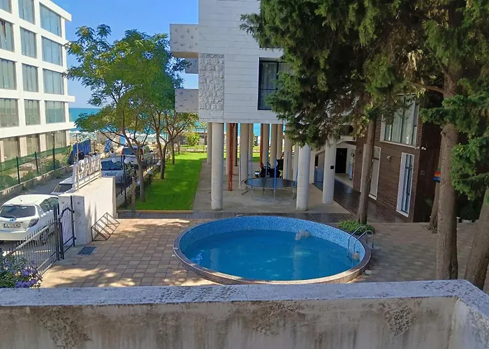 Apartment Amara Butik On The First Line *